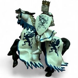 Papo Master Bull Knight White Medieval With Horse Figure Mace Flail 2007 Gift